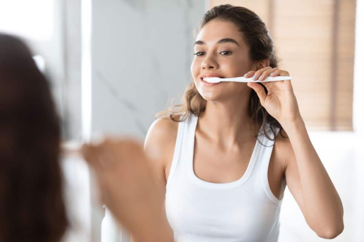 Featured image for “When Can I Brush After Tooth Extraction?”